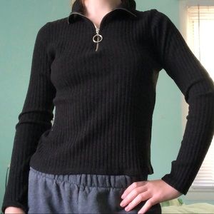 Ribbed black o-pull long-sleeve top